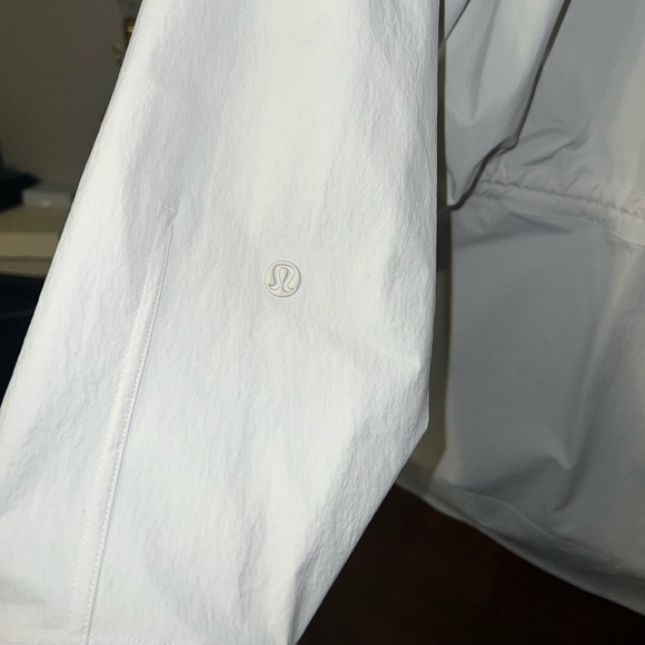 Lululemon Jacket - Picture 5 of 5